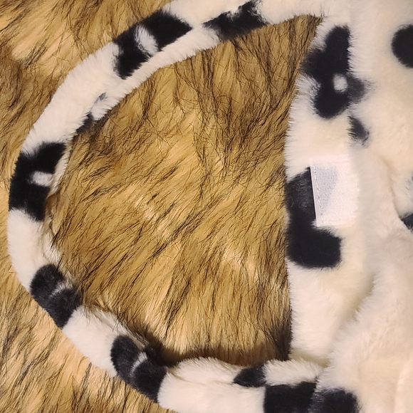 Cute Floral Fuzzy Bag BN - Picture 3 of 4